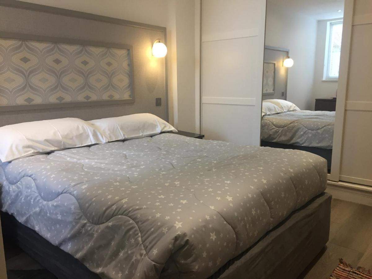 Marine Terrace Apartments 크리키어스 외부 사진