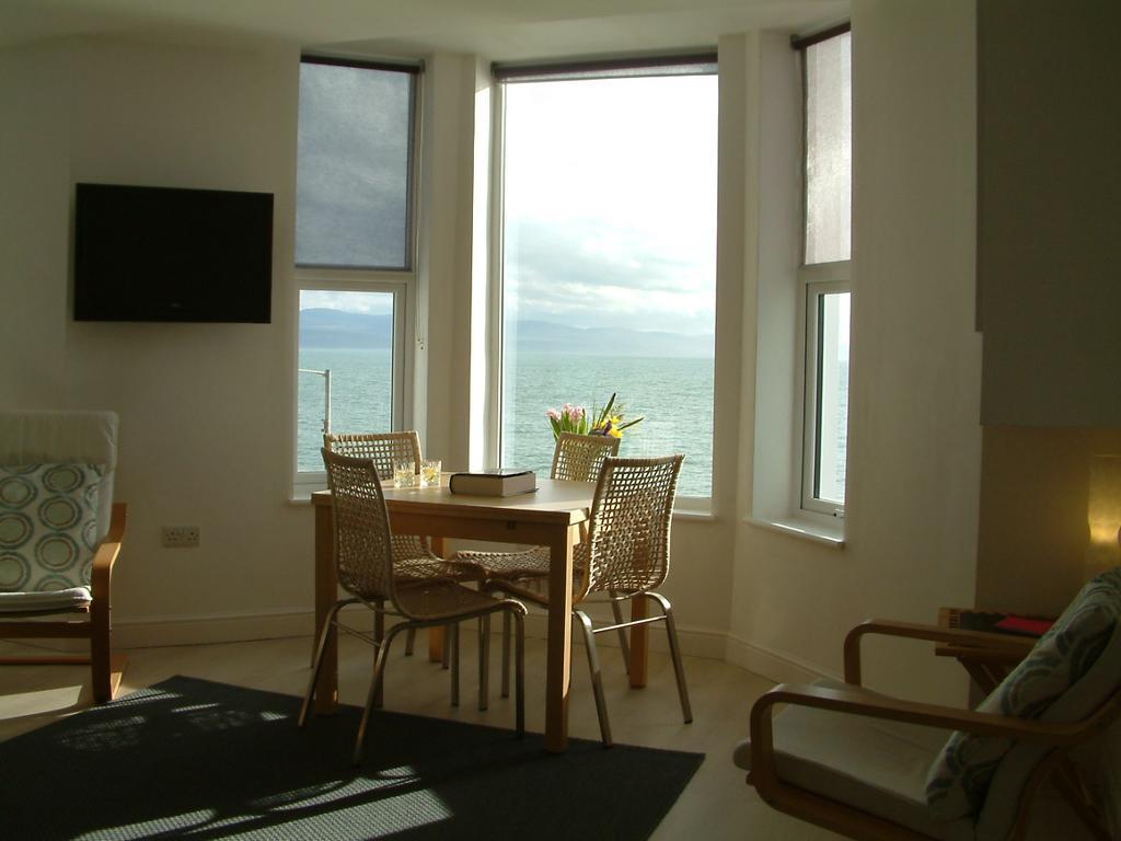 Marine Terrace Apartments 크리키어스 외부 사진